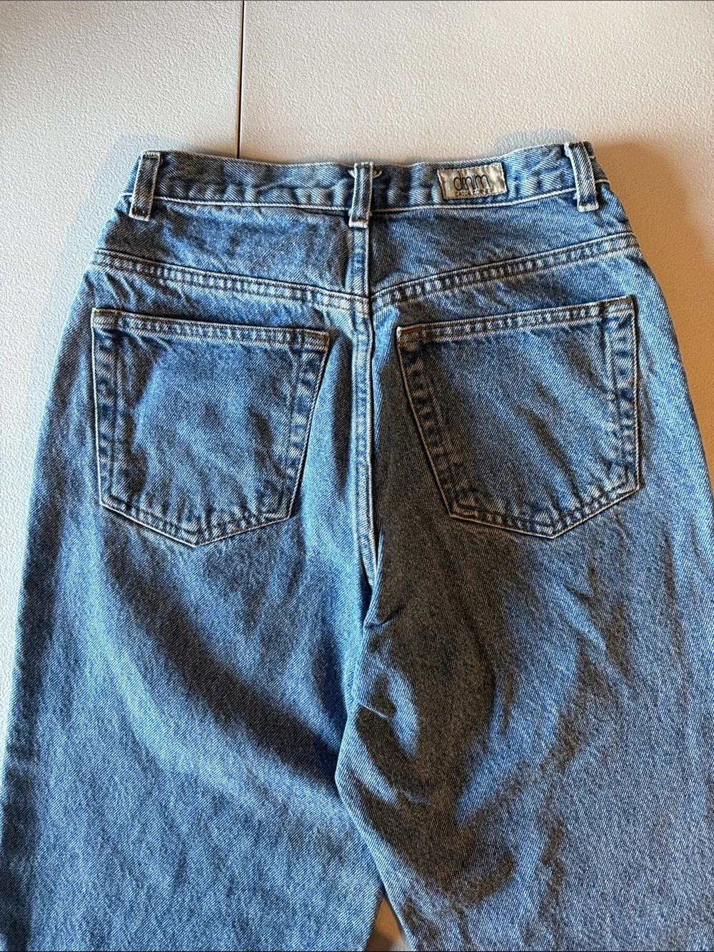 Denim Casual Corner Capri Baggy Wide Leg Raw Hem Red Trim Accent Denim Size: 4R